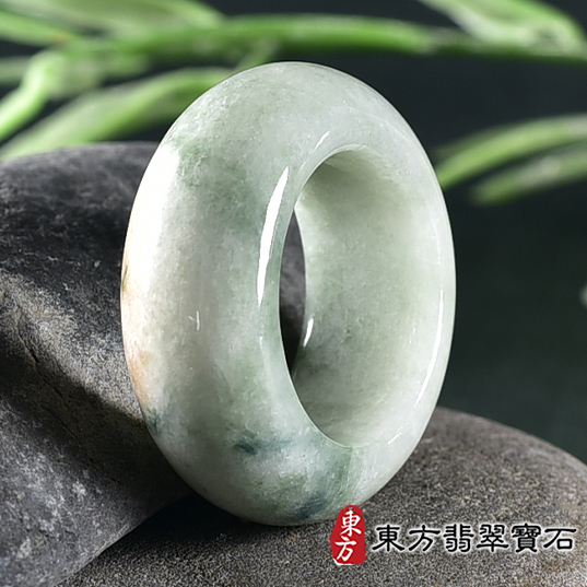 翡翠戒指，玉戒，尾戒商品NT元，介紹，商品介紹實圖