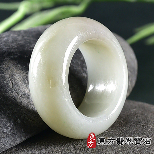 翡翠戒指，玉戒，尾戒商品NT元，介紹，商品介紹實圖
