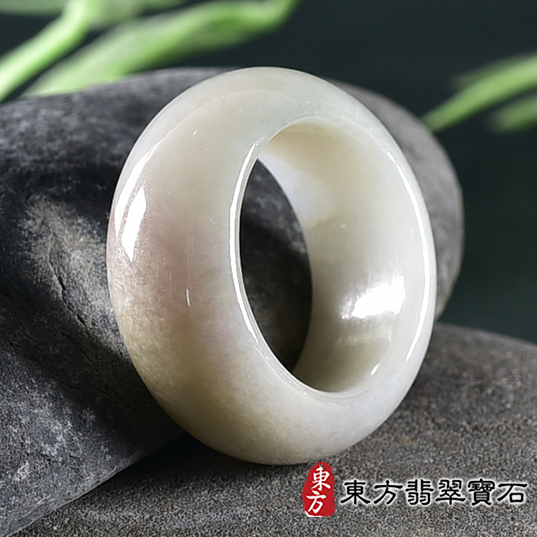 翡翠戒指，玉戒，尾戒商品NT元，介紹，商品介紹實圖