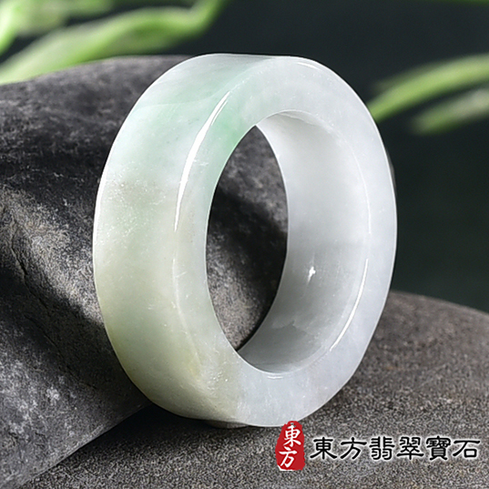 翡翠戒指，玉戒，尾戒商品NT元，介紹，商品介紹實圖