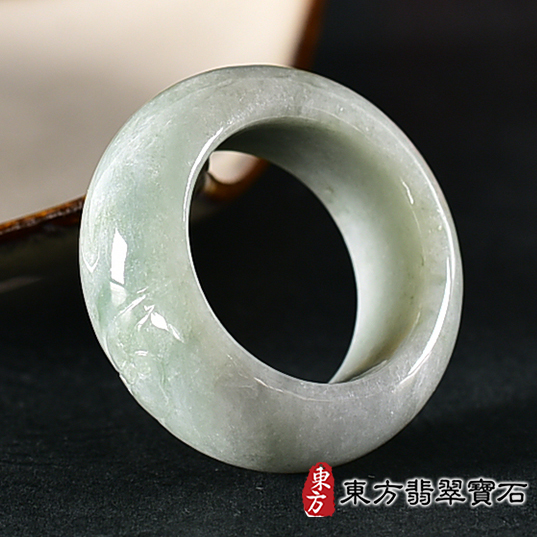 翡翠戒指，玉戒，尾戒商品NT元，介紹，商品介紹實圖