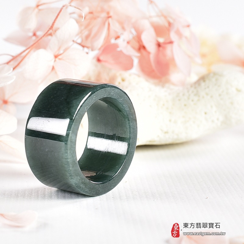 翡翠戒指，玉戒，尾戒商品NT元，介紹，商品介紹實圖