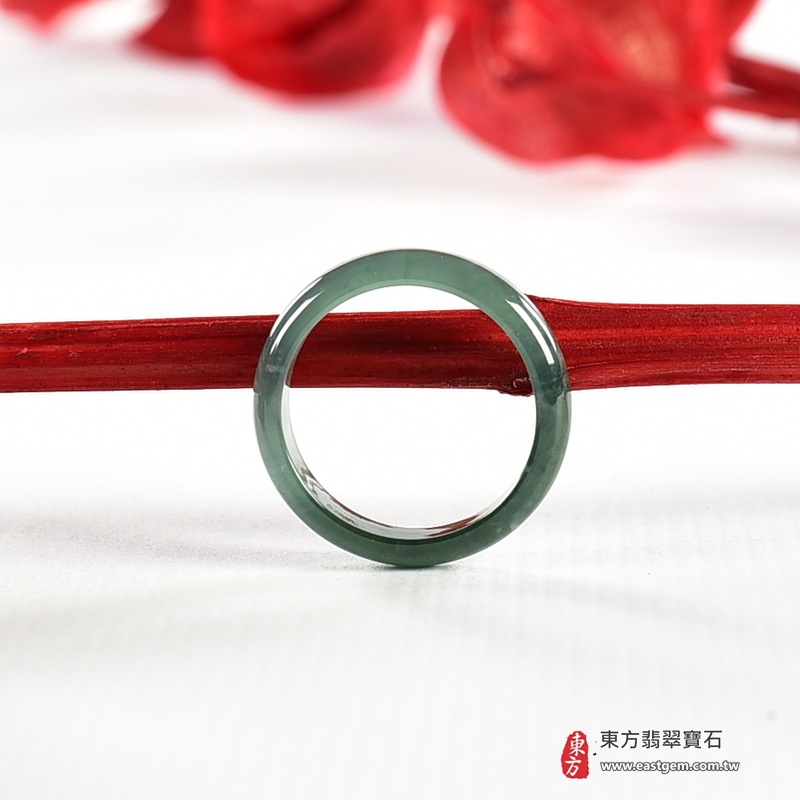 翡翠戒指，玉戒，尾戒商品NT元，介紹，商品介紹實圖
