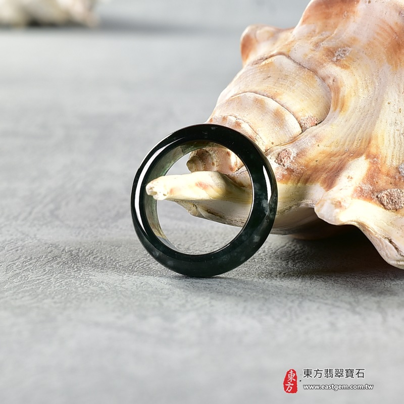 翡翠戒指，玉戒，尾戒商品NT元，介紹，商品介紹實圖
