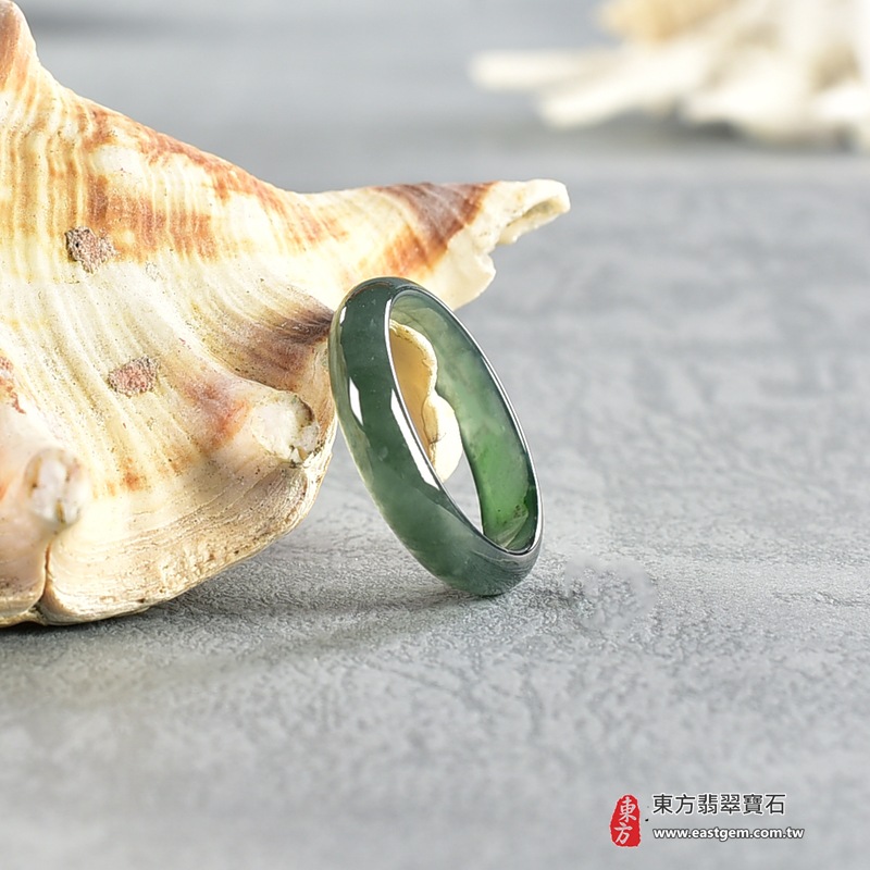 翡翠戒指，玉戒，尾戒商品NT元，介紹，商品介紹實圖
