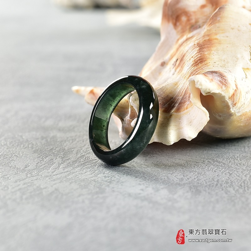 翡翠戒指，玉戒，尾戒商品NT元，介紹，商品介紹實圖