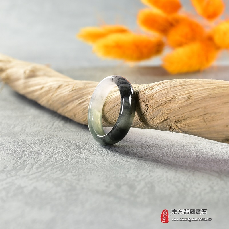 翡翠戒指，玉戒，尾戒商品NT元，介紹，商品介紹實圖