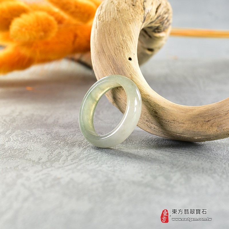 翡翠戒指，玉戒，尾戒商品NT元，介紹，商品介紹實圖
