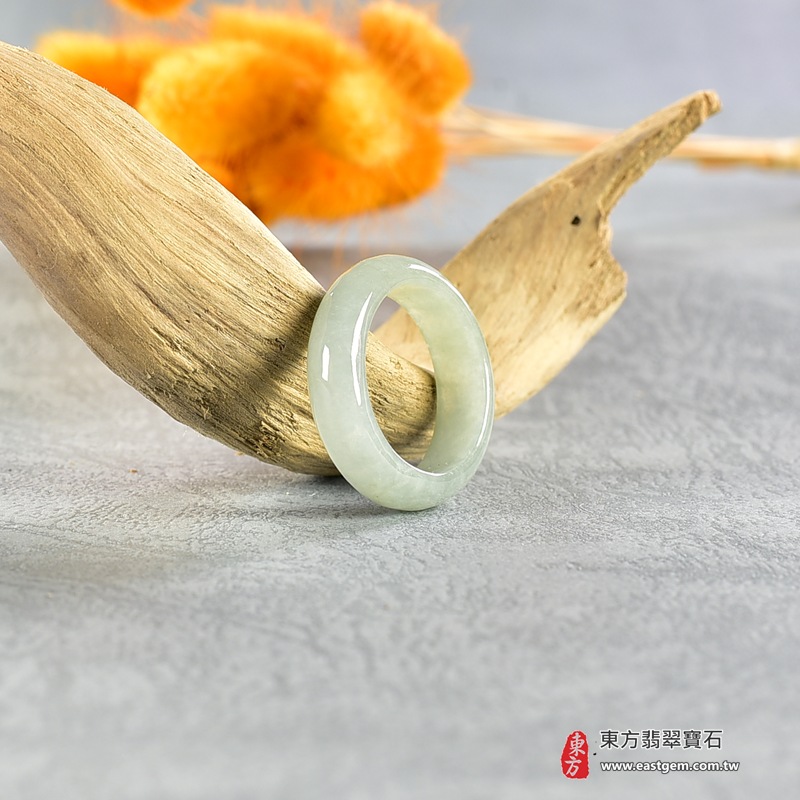 翡翠戒指，玉戒，尾戒商品NT元，介紹，商品介紹實圖