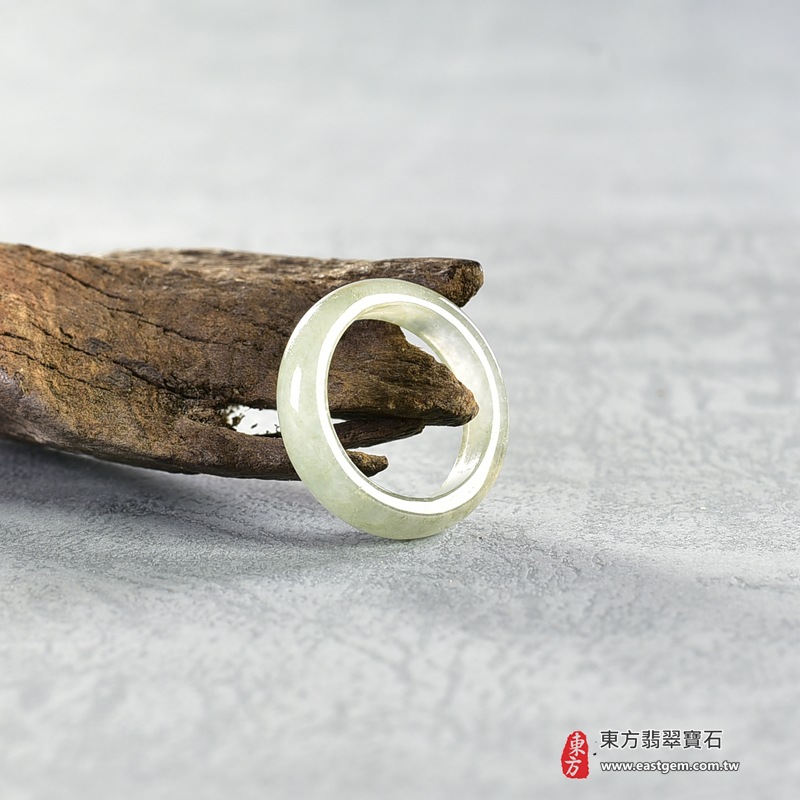 翡翠戒指，玉戒，尾戒商品NT元，介紹，商品介紹實圖