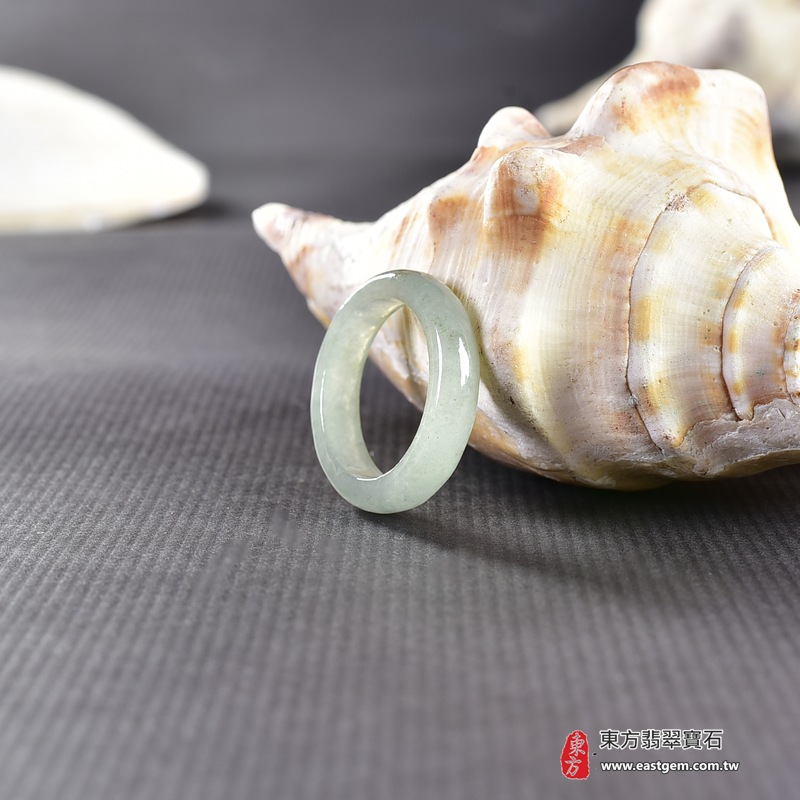翡翠戒指，玉戒，尾戒商品NT元，介紹，商品介紹實圖