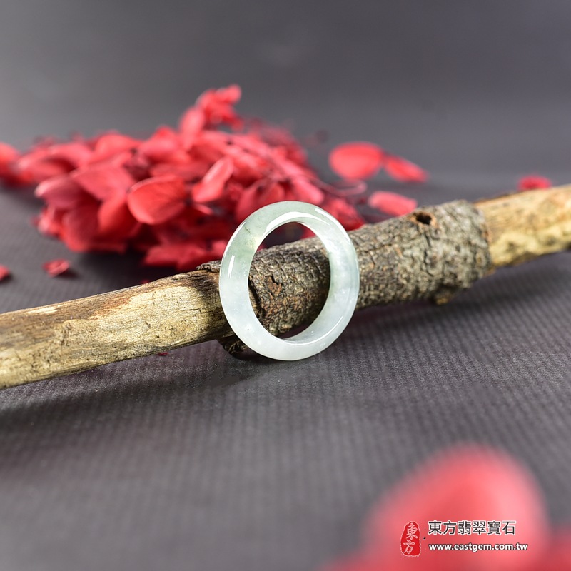 翡翠戒指，玉戒，尾戒商品NT元，介紹，商品介紹實圖