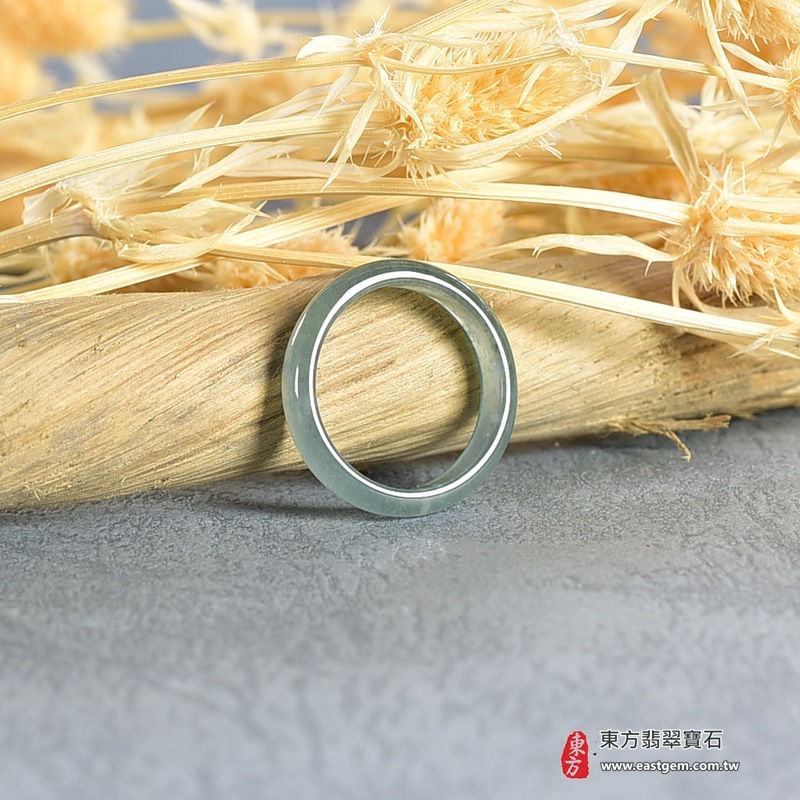 翡翠戒指，玉戒，尾戒商品NT元，介紹，商品介紹實圖