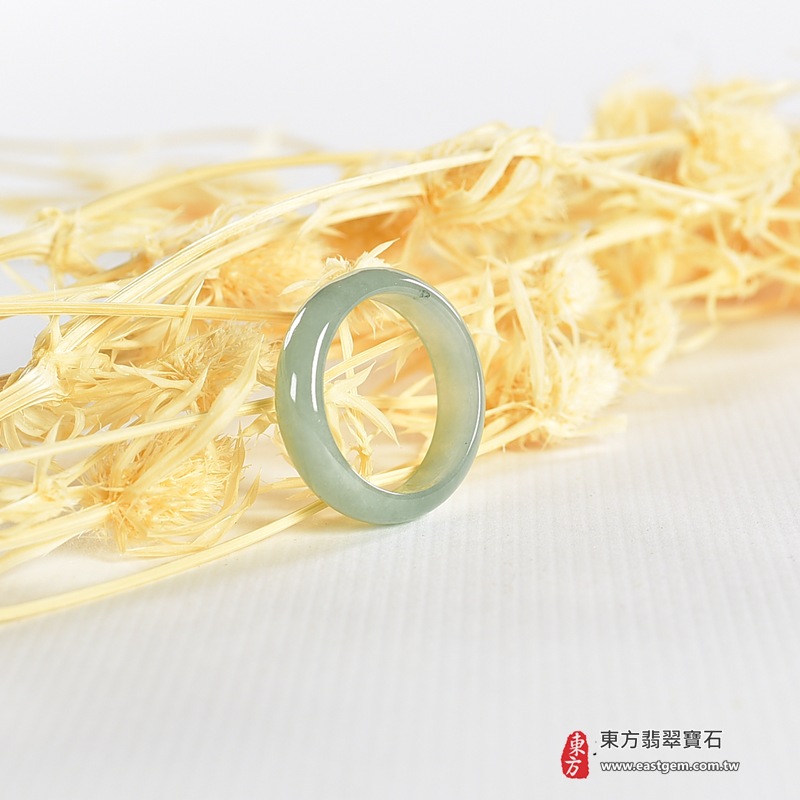 翡翠戒指，玉戒，尾戒商品NT元，介紹，商品介紹實圖
