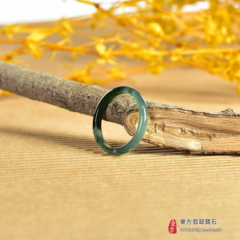 翡翠戒指，玉戒，尾戒商品NT元，介紹，商品介紹實圖