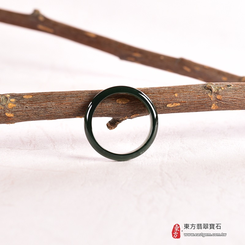 翡翠戒指，玉戒，尾戒商品NT元，介紹，商品介紹實圖
