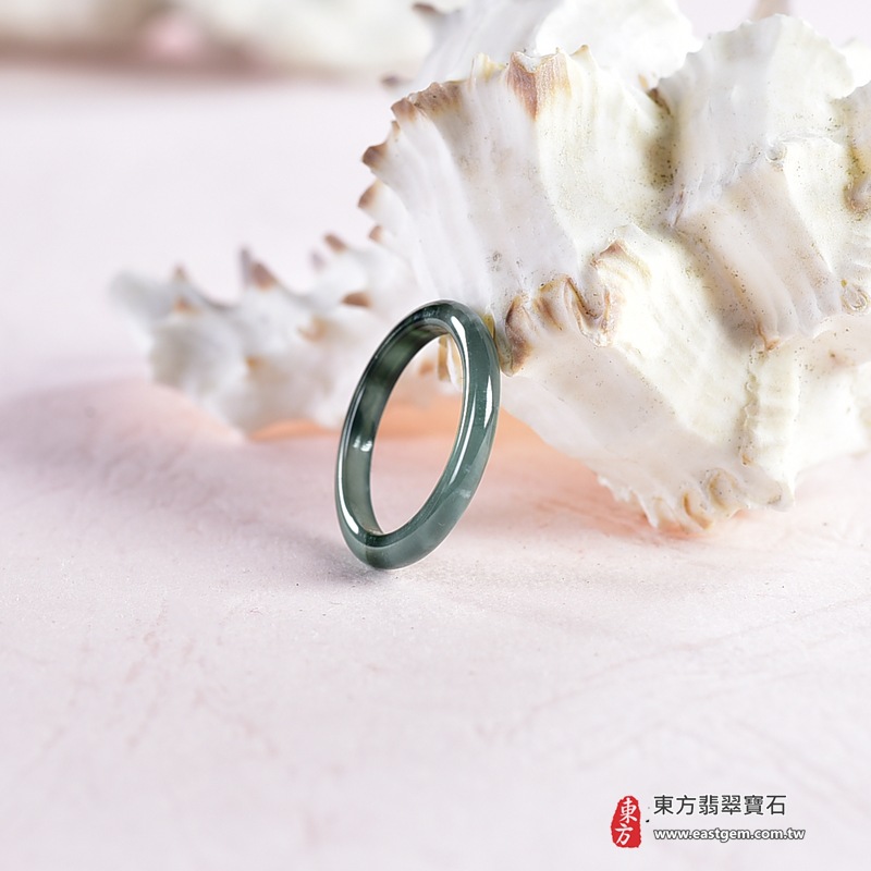 翡翠戒指，玉戒，尾戒商品NT元，介紹，商品介紹實圖