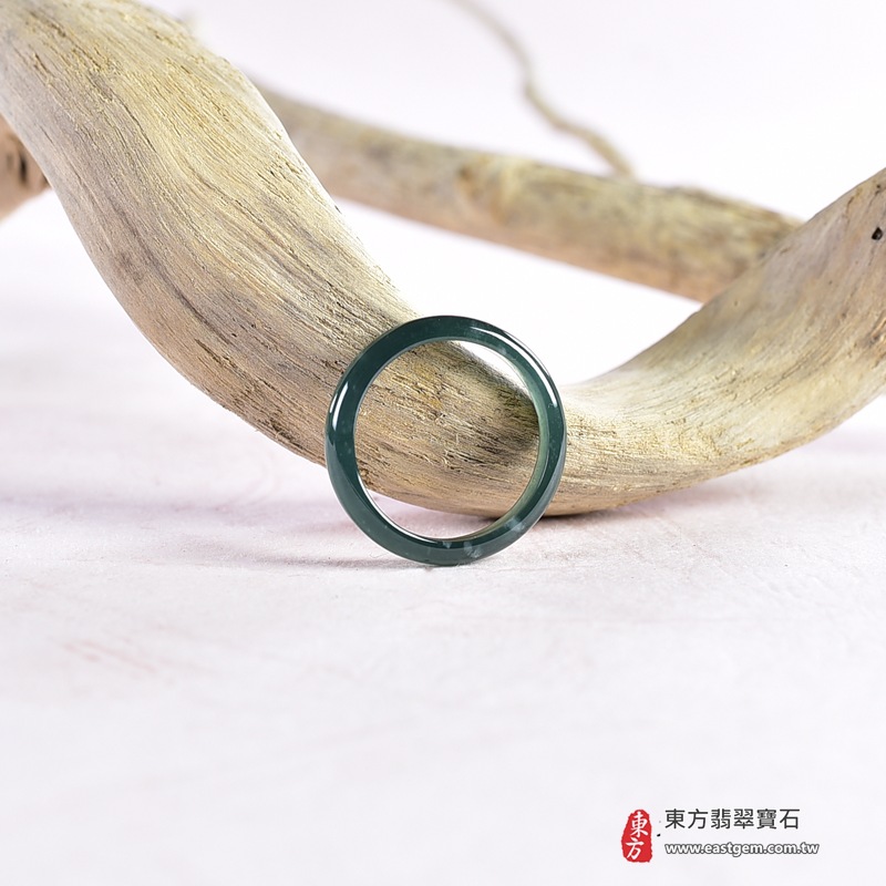 翡翠戒指，玉戒，尾戒商品NT元，介紹，商品介紹實圖