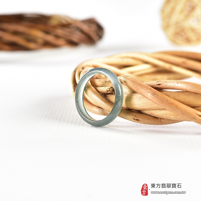 編號：RNG1081翡翠戒指，玉戒，尾戒商品實照