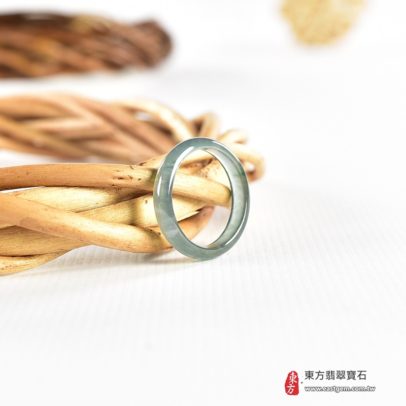編號：RNG1084翡翠戒指，玉戒，尾戒商品實照