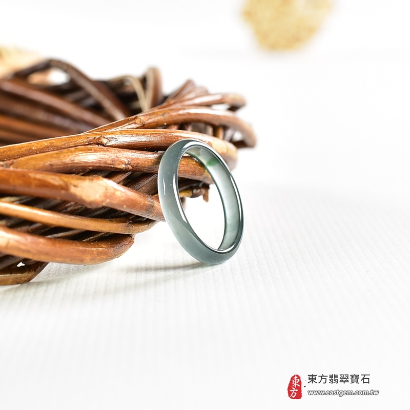 編號：RNG1085翡翠戒指，玉戒，尾戒商品實照