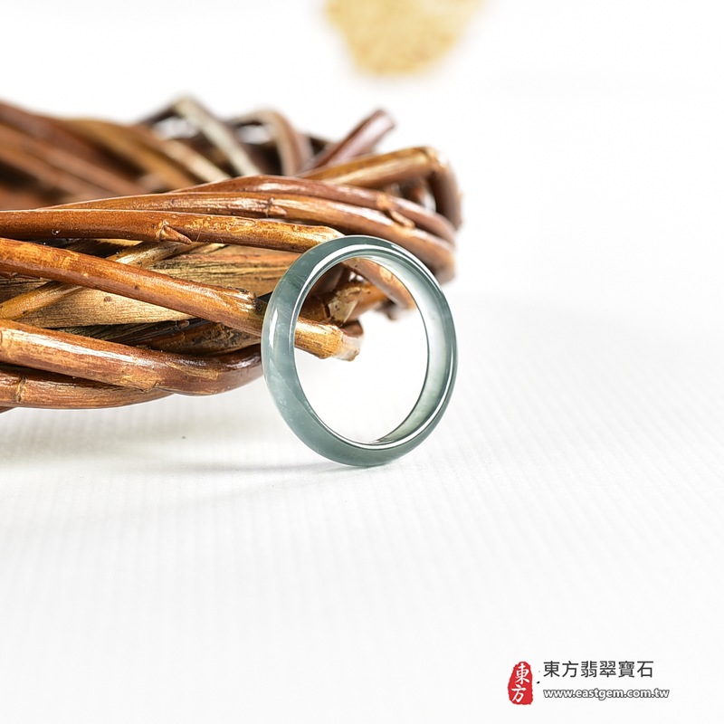 編號：RNG1086翡翠戒指，玉戒，尾戒商品實照