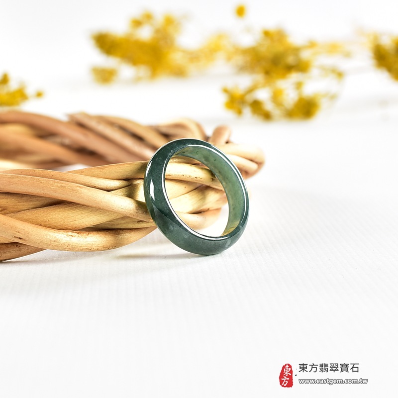 編號：RNG1095翡翠戒指，玉戒，尾戒商品實照