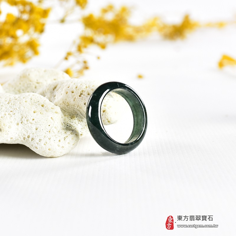 編號：RNG1100翡翠戒指，玉戒，尾戒商品實照
