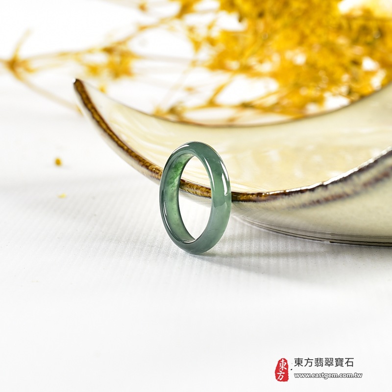 編號：RNG1102翡翠戒指，玉戒，尾戒商品實照