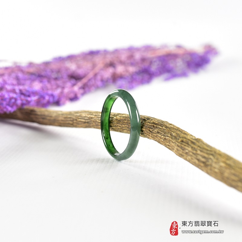 編號：RNG1113翡翠戒指，玉戒，尾戒商品實照