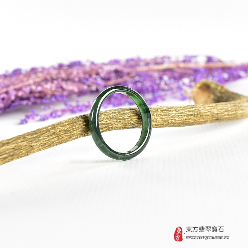 編號：RNG1114翡翠戒指，玉戒，尾戒商品實照