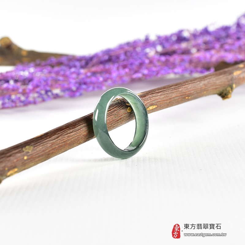 編號：RNG1119翡翠戒指，玉戒，尾戒商品實照