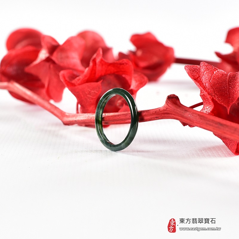 編號：RNG1126翡翠戒指，玉戒，尾戒商品實照