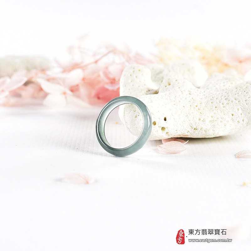 編號：RNG1134翡翠戒指，玉戒，尾戒商品實照