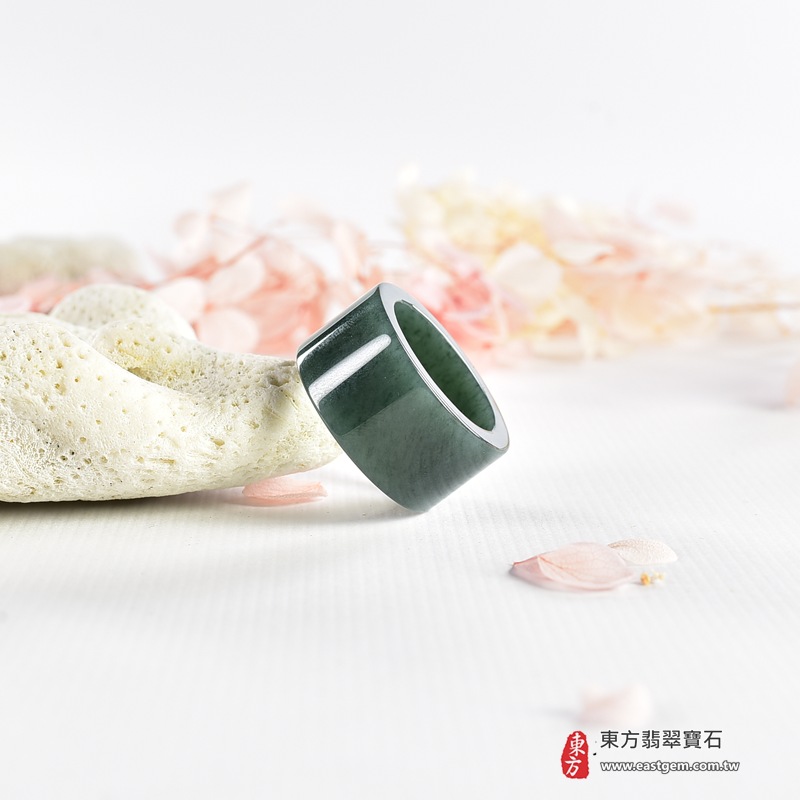 編號：RNG1139翡翠戒指，玉戒，尾戒商品實照