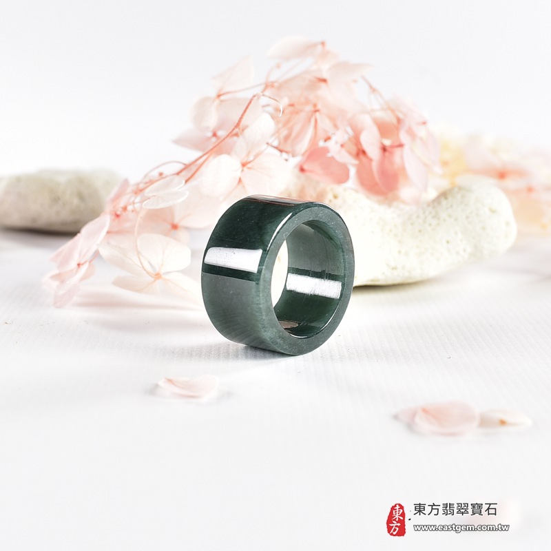 編號：RNG1142翡翠戒指，玉戒，尾戒商品實照