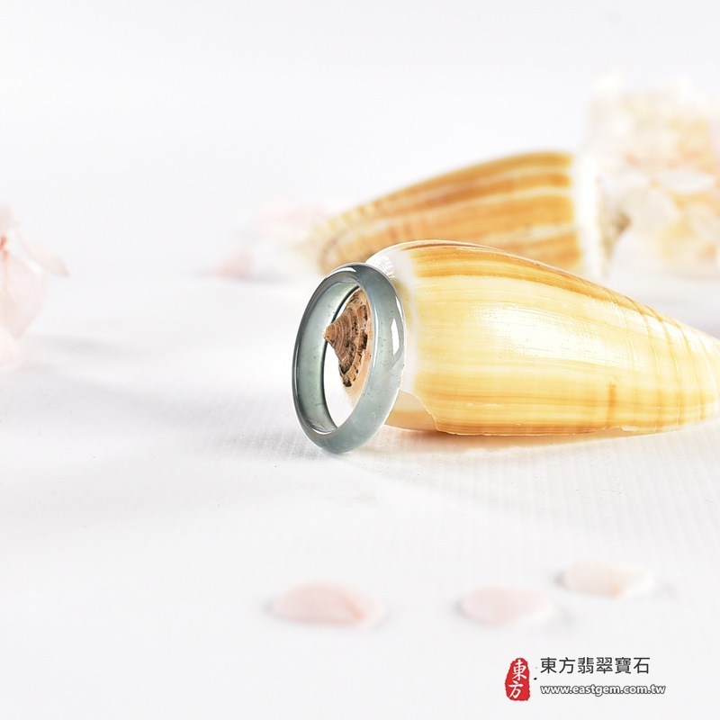 編號：RNG1149翡翠戒指，玉戒，尾戒商品實照