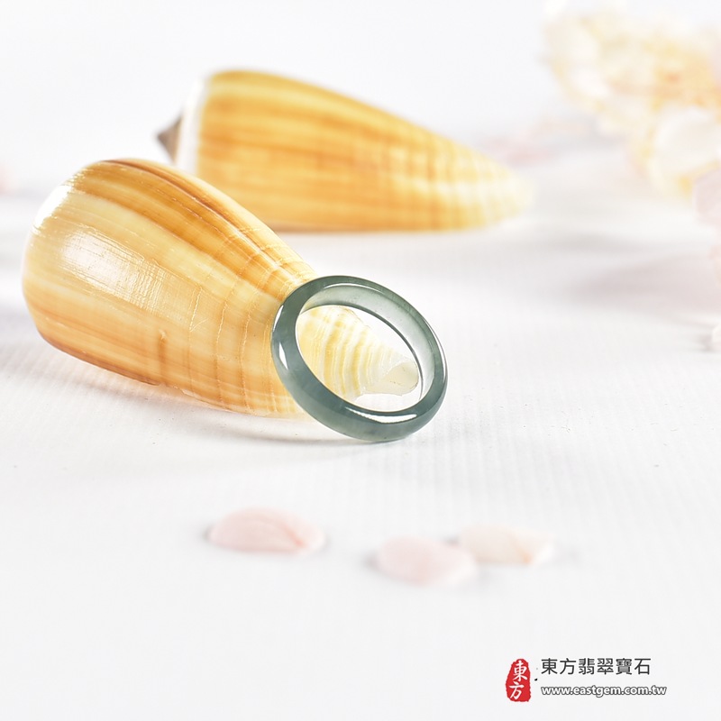 編號：RNG1151翡翠戒指，玉戒，尾戒商品實照