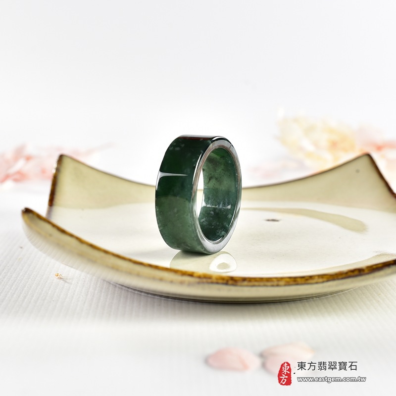 編號：RNG1158翡翠戒指，玉戒，尾戒商品實照