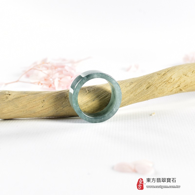 編號：RNG1161翡翠戒指，玉戒，尾戒商品實照