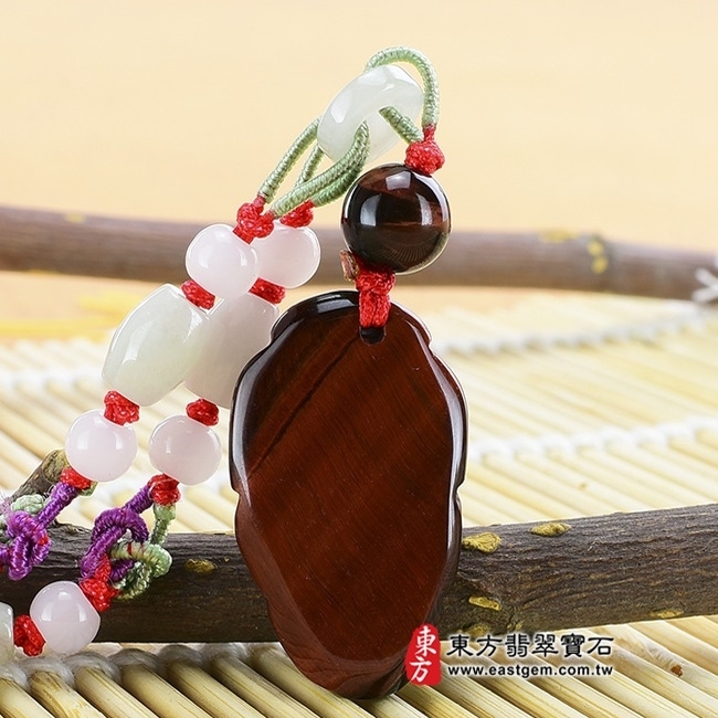 葉子  背後照片 虎眼石葉子項鍊玉珮（一夜致富：葉子牌虎眼石葉子玉珮、紅虎眼石葉子玉墜）。天然虎眼石紅虎眼石葉子，LE100。客製化訂做各種虎眼石葉子吊墜玉珮項鍊。★東方翡翠寶石保證卡