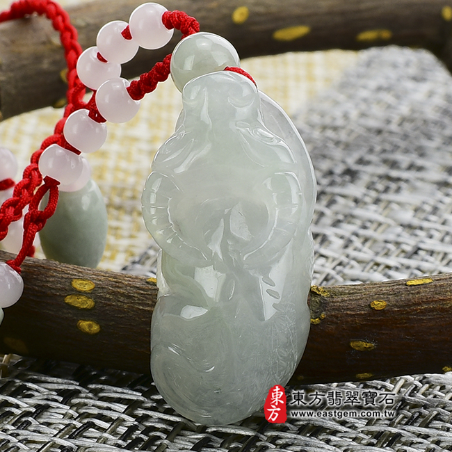 牛運亨通正面照片翡翠牛項鍊玉珮(牛運亨通:牛牌A貨翡翠牛玉珮、緬甸玉牛玉墜、牛十二生肖項鍊)。糯種牛,CO005。客製化訂做各種翡翠牛吊墜玉珮項鍊。★附A貨翡翠雙證書 牛運亨通正面照片翡翠牛項鍊玉珮(牛運亨通:牛牌A貨翡翠牛玉珮、緬甸玉牛玉墜、牛十二生肖項鍊)。糯種牛,CO005。客製化訂做各種翡翠牛吊墜玉珮項鍊。★附A貨翡翠雙證書