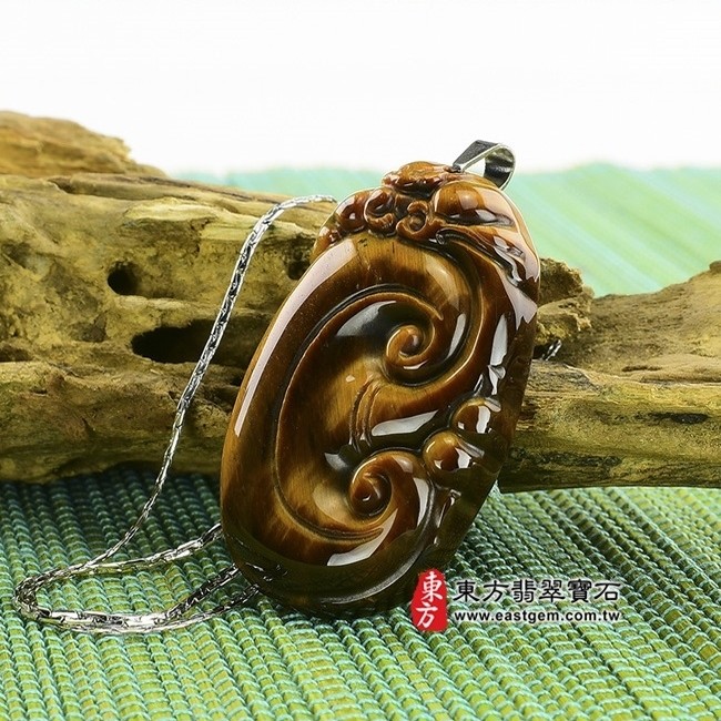 如意  右側照片 虎眼石如意項鍊玉珮（如意帶招財貔貅，招財如意：如意牌虎眼石如意玉珮、黃虎眼石如意玉墜）。天然虎眼石黃虎眼石如意，LU269。客製化訂做各種虎眼石如意吊墜玉珮項鍊。★東方翡翠寶石保證卡