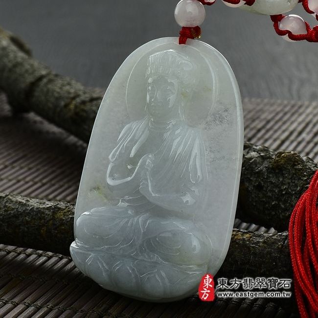 大日如來  右側照片 （已出售勿下標，可訂做）翡翠大日如來項鍊玉珮（大日如來：大日如來牌A貨翡翠大日如來玉珮、緬甸玉大日如來玉墜）。白色糯種大日如來，FD088。客製化訂做各種翡翠大日如來吊墜玉珮項鍊。★附A貨翡翠雙證書  