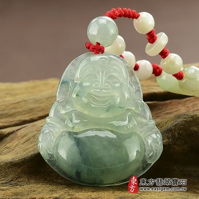 彌勒佛  正面照片  （已出售勿下標，可訂做）翡翠彌勒佛項鍊玉珮（彌勒佛：彌勒佛牌A貨翡翠彌勒佛玉珮、緬甸玉彌勒佛玉墜）。糯冰種彌勒佛，ML007。客製化訂做各種翡翠彌勒佛吊墜玉珮項鍊。★附A貨翡翠雙證書