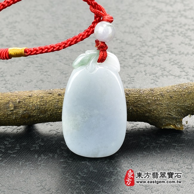 福瓜 背面照片 （已售出勿下標，可訂做）翡翠福瓜玉珮（福運連綿：福瓜牌A貨翡翠福瓜玉珮、緬甸玉福瓜玉墜）。紫羅蘭油青種帶深綠色福瓜FW023。客製化訂做各種翡翠福瓜吊墜玉珮項鍊。★附A貨翡翠雙證書  