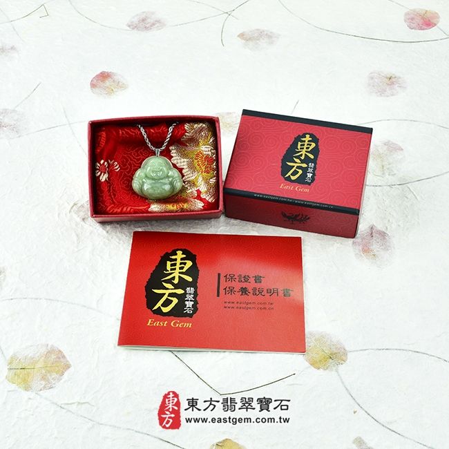 彌勒佛  出貨照片 （已售出勿下標，可訂做）翡翠彌勒佛項鍊玉珮（彌勒佛：彌勒佛牌A貨翡翠彌勒佛玉珮、緬甸玉彌勒佛玉墜）。油青種彌勒佛，ML010。客製化訂做各種翡翠彌勒佛吊墜玉珮項鍊。★附A貨翡翠雙證書