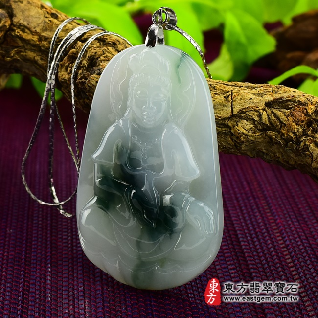 寶瓶灑聖水觀世音菩薩右側照片（已出售勿下標，可訂做）翡翠觀音項鍊玉珮（觀世音菩薩，寶瓶觀音：觀音牌A貨翡翠觀音玉珮、緬甸玉觀音玉墜）。飄花細豆種觀音，GY-183。客製化訂做各種翡翠觀音吊墜玉珮項鍊。★附A貨翡翠雙證書