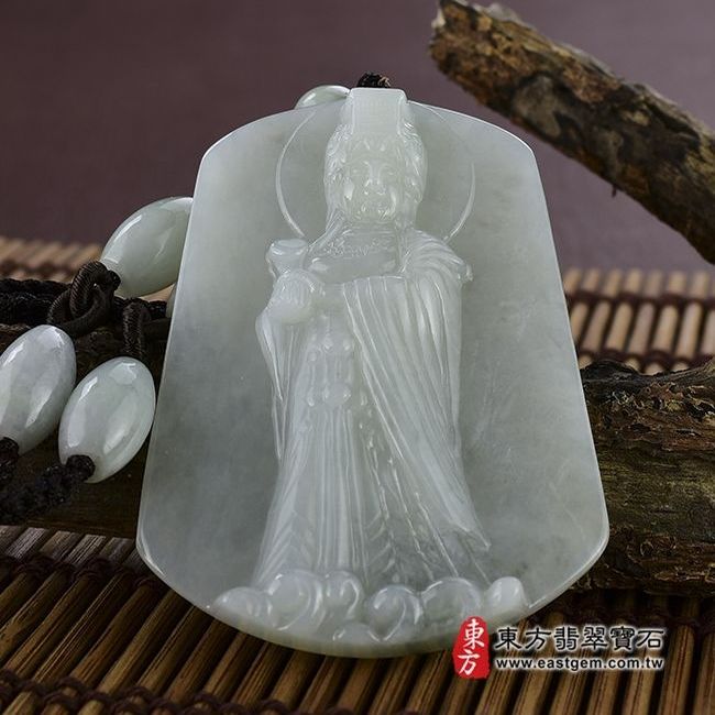 天上聖母/媽祖  正面照片  （已售出勿下標，可訂做）翡翠天上聖母項鍊玉珮（天上聖母：天上聖母牌A貨翡翠天上聖母玉珮、緬甸玉天上聖母玉墜）。淺色油青種天上聖母，MD001。客製化訂做各種翡翠天上聖母吊墜玉珮項鍊。★附A貨翡翠雙證書