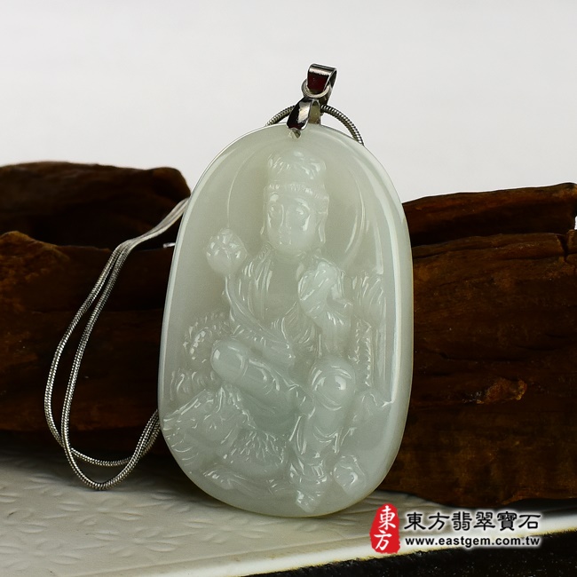乘龍觀世音菩薩右側照片翡翠觀音項鍊玉珮（觀世音菩薩，乘龍觀音：觀音牌A貨翡翠觀音玉珮、緬甸玉觀音玉墜）。淡綠細豆種觀音，GY-0112。客製化訂做各種翡翠觀音吊墜玉珮項鍊。★附A貨翡翠雙證書